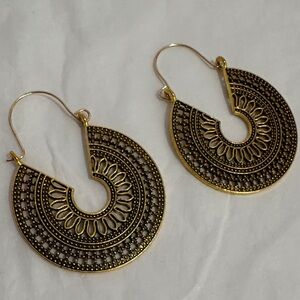 Gold-Tone Embossed Detail Design Circular Bohemian Hoop Earrings